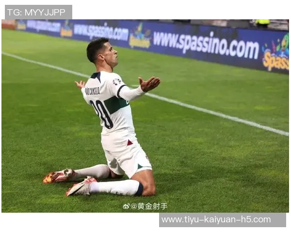 佩杜拉透露坎塞洛薪资情况国米报价仅为250万至300万欧元 佩杜拉透露坎塞洛薪资情况国米报价仅为250万至300万欧元