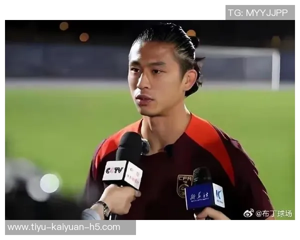 好消息！苗原高中锋张家鸣获伯恩利U21队试训机会展现潜力